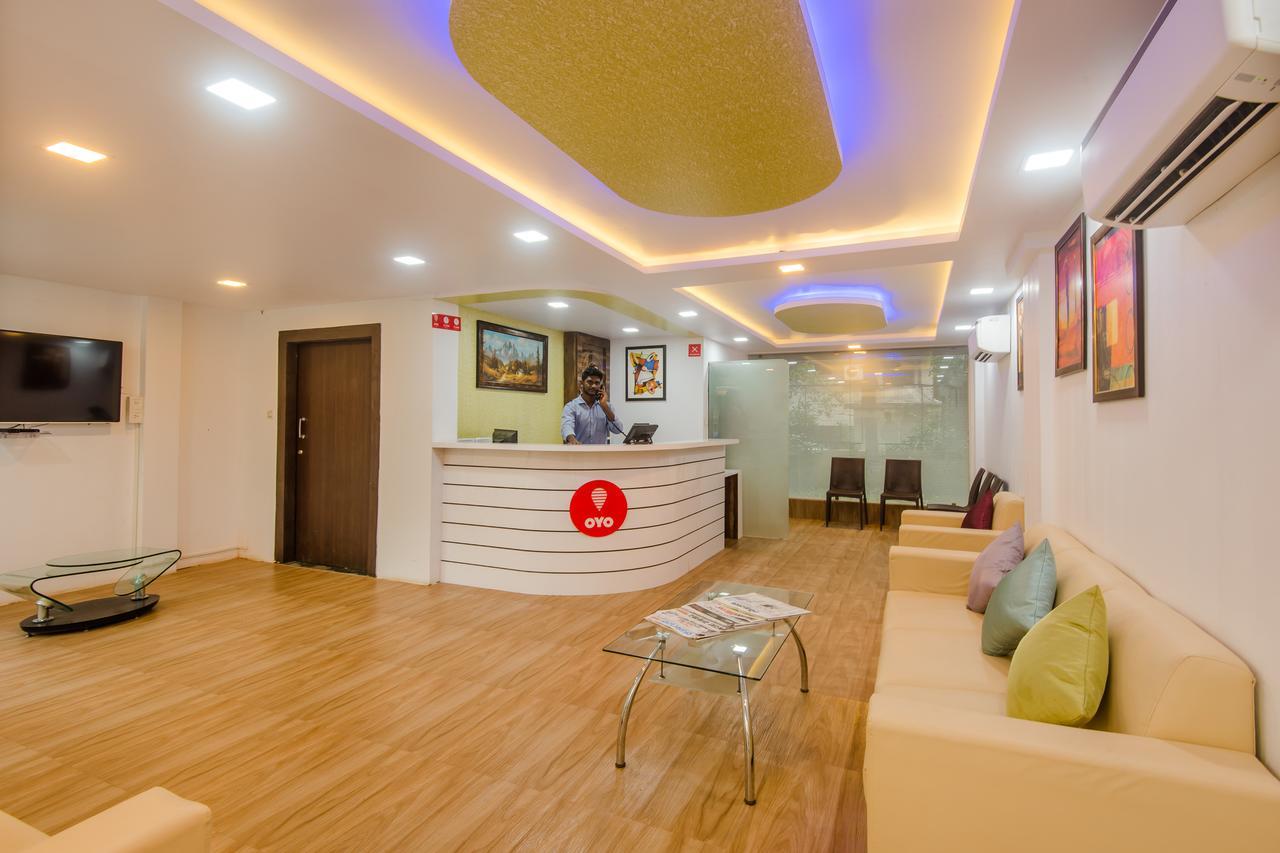 Oyo 9326 Om Sai Residency Hotel Mumbai  Buitenkant foto